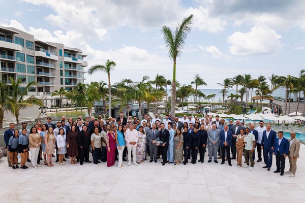 You are currently viewing Marriott International Celebrates its 9000TH Property with the Opening of The St. Regis Longboat Key Resort in Florida